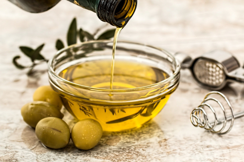 Enzymatic synthesis of structured lipids enriched in fatty acids. Study of its oxidative stability.